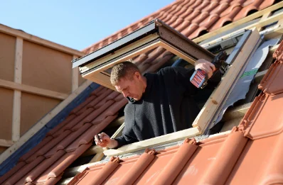 Pose de fenêtres de toit Velux à Loucrup